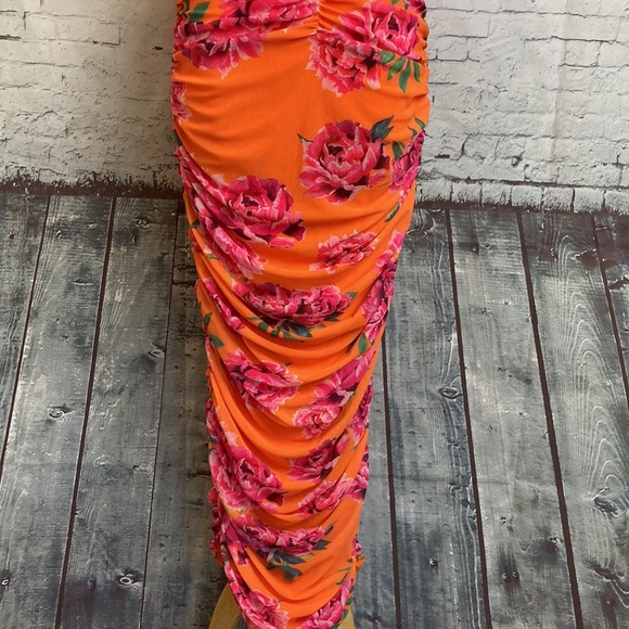 Sau Lee NWT Farrah Dress Floral Ruched Midi Sz 4 Maximalist Mob Wife Romantic - Picture 7 of 16